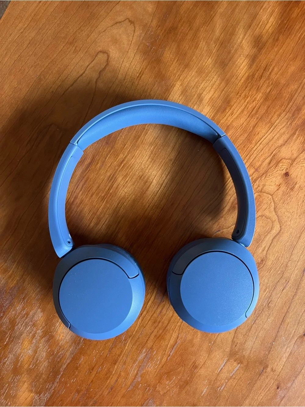 Sony Matte Blue Wireless On-Ear Headphones | Sony WH-CH520